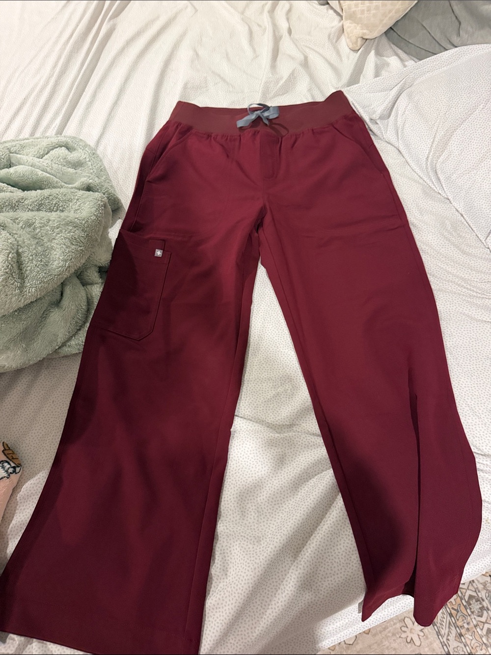 Figs high waisted Isabel wide leg scrub pant Burgundy